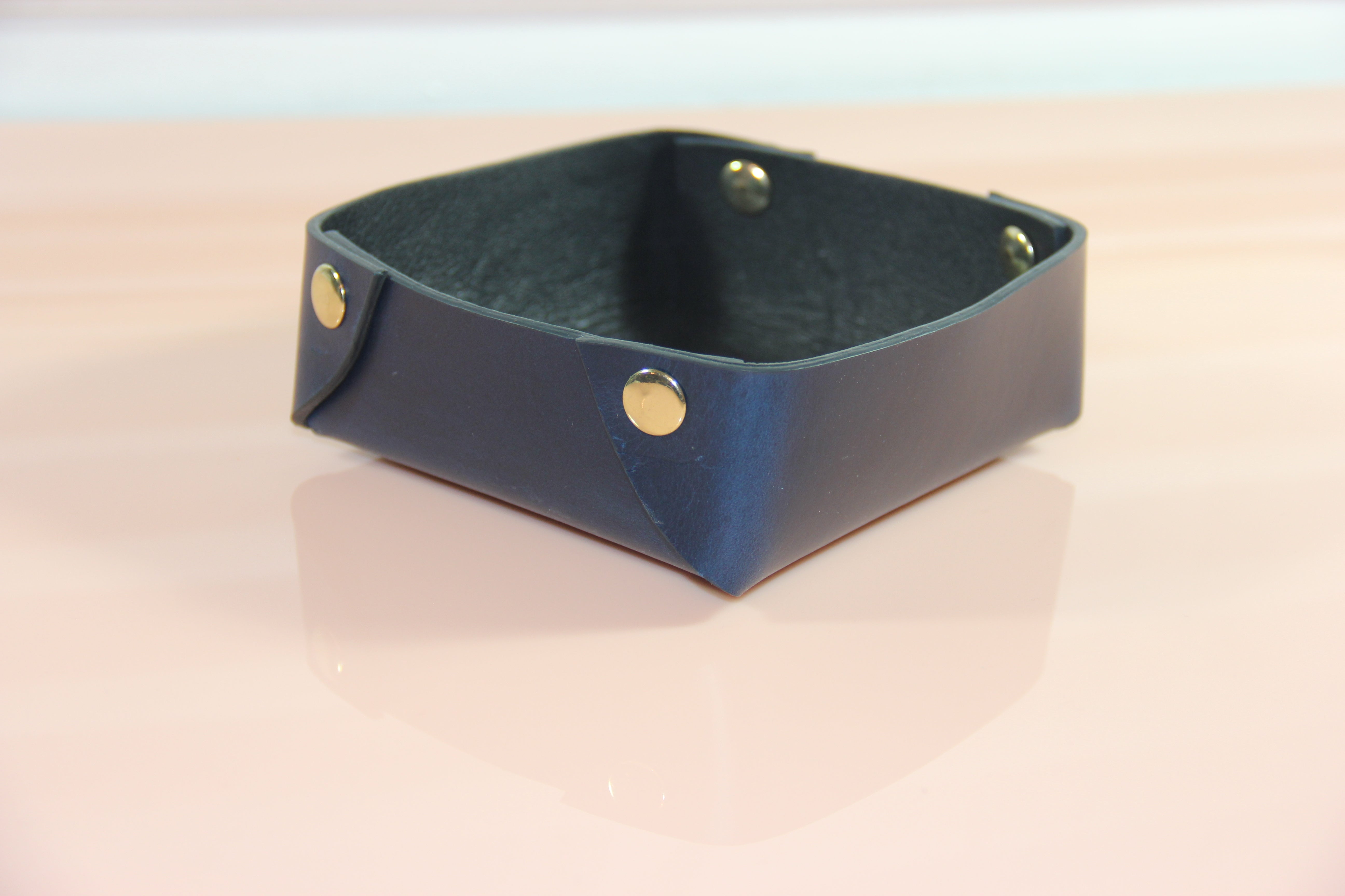 Hawthorne Desk Collection